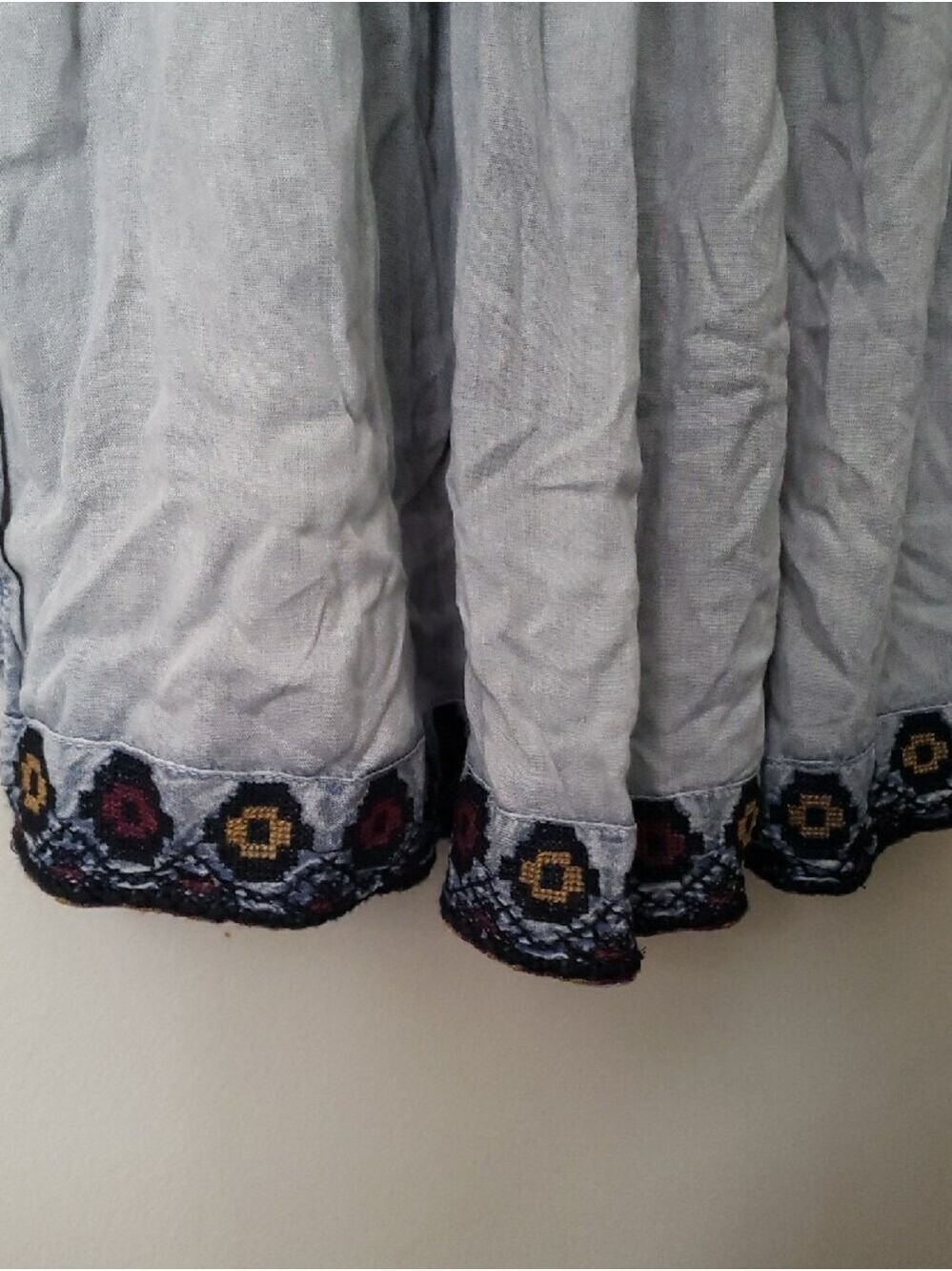 NWT Rachel Zoe Pale Blue Sleeveless Tunic with Navy Embroidery - Picture 2 of 8